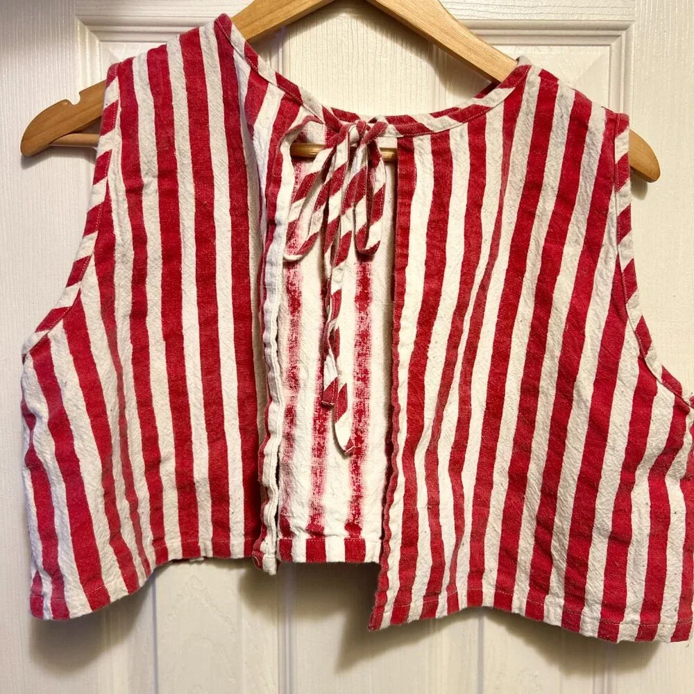 Cherry Cane Tie Back (Crop) Blouse - Picture 7 of 8